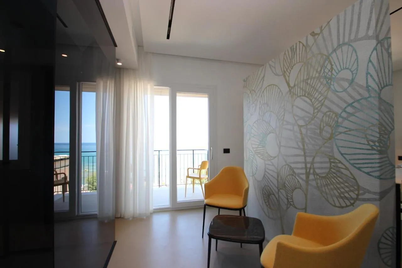 B&B Le Suites Di Costanza Cefalù Bed & Breakfast
