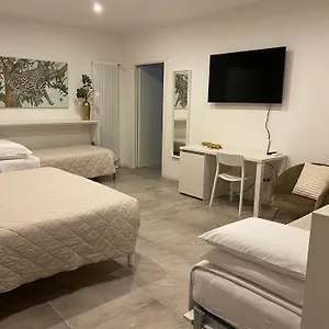 https://a-casa-di-lella.emilia-romagnahotels.net
